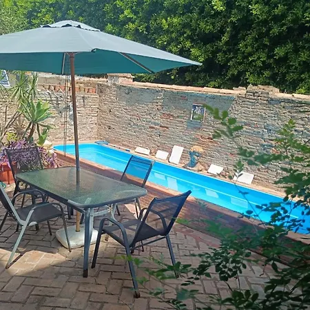 La Domus Apartment *